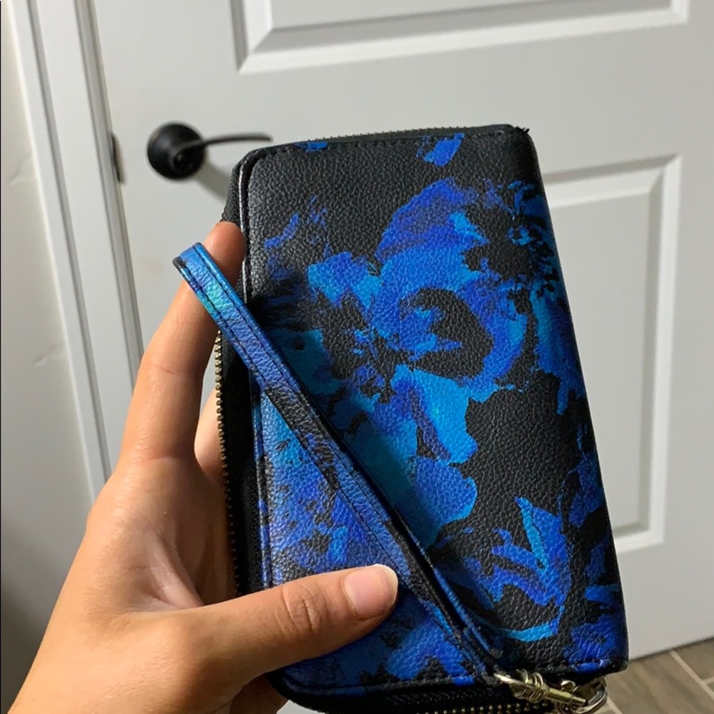Wallet - Picture 3 of 3